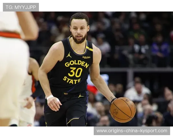 勇士逆袭魔术，库里三分命中率超高