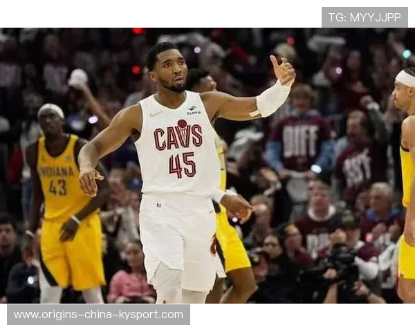 米切尔关键三分再进，骑士稳住领先优势