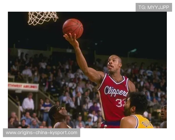 爵士队士气高昂,冲击季后赛席位,爵士队季后赛名单 爵士队士气高昂,冲击季后赛席位,爵士队季后赛名单