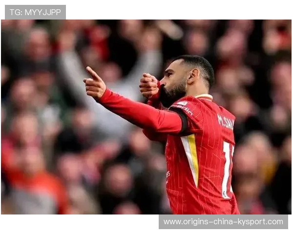 若塔接萨拉赫回敲,禁区边缘起脚劲射入网 若塔接萨拉赫回敲,禁区边缘起脚劲射入网